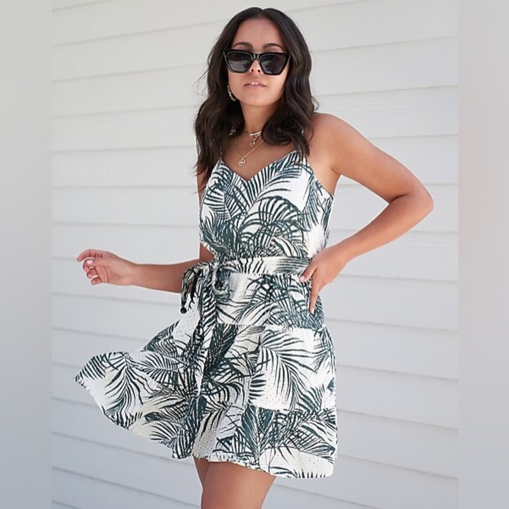 EXPRESS Palm Print V-neck Dress Waist Tiered Trapeze Dress